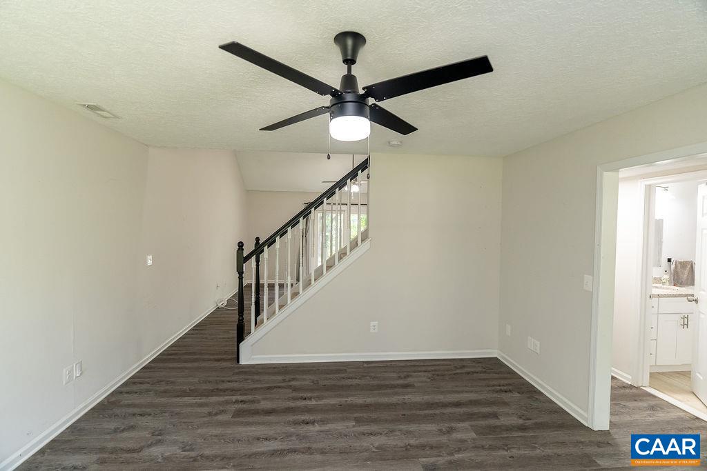 29 MONISH DR