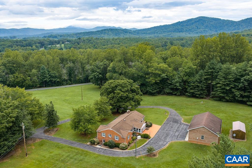 134 HIGH PEAK LN