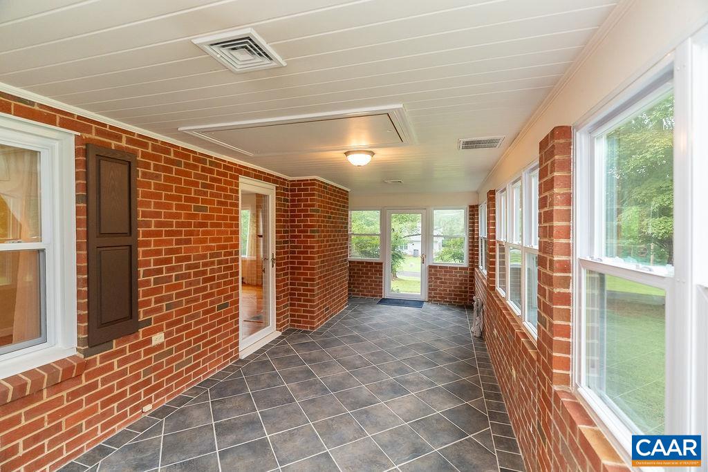 134 HIGH PEAK LN