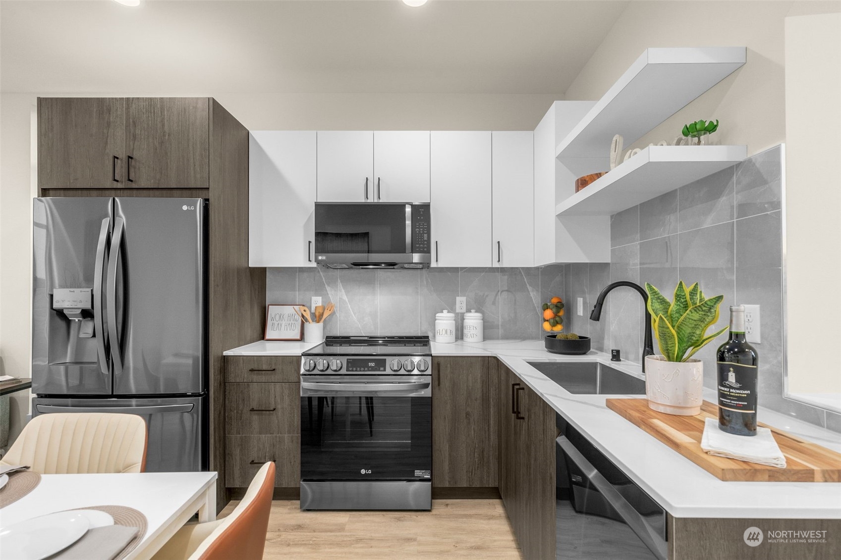 4317 A Woodland Park Avenue N