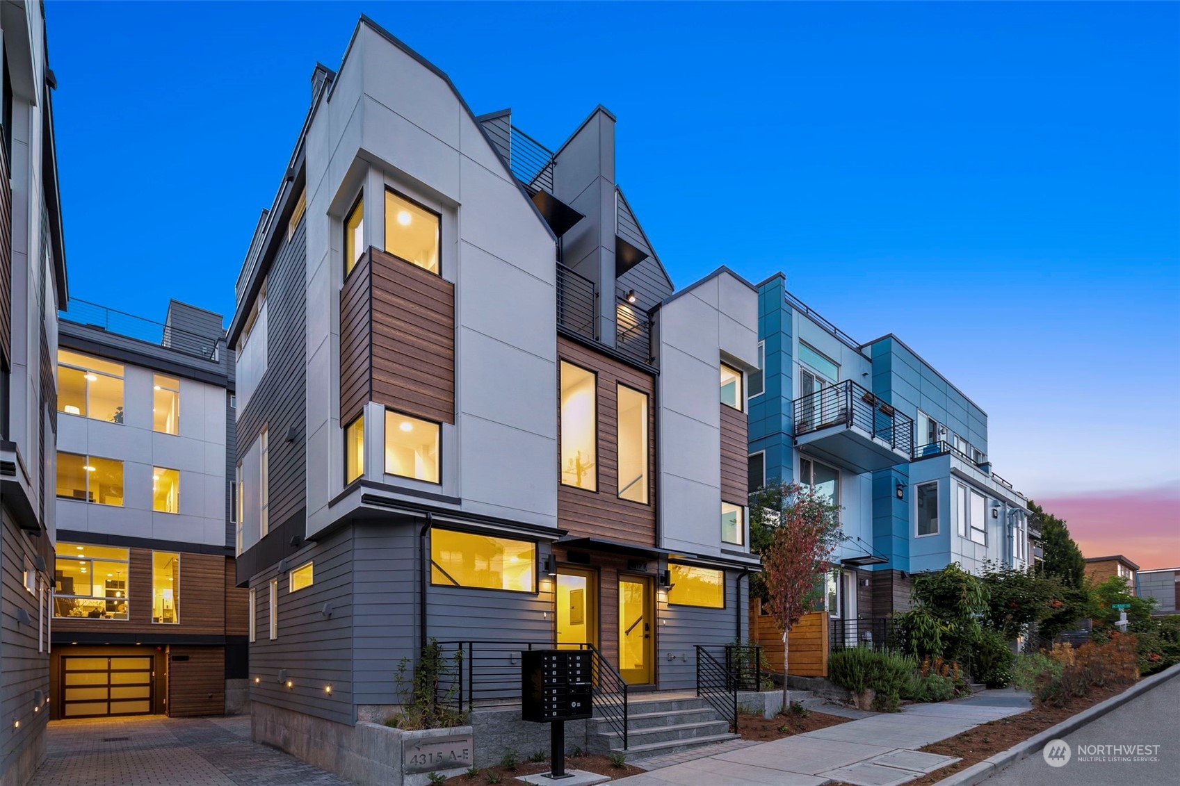 4317 A Woodland Park Avenue N