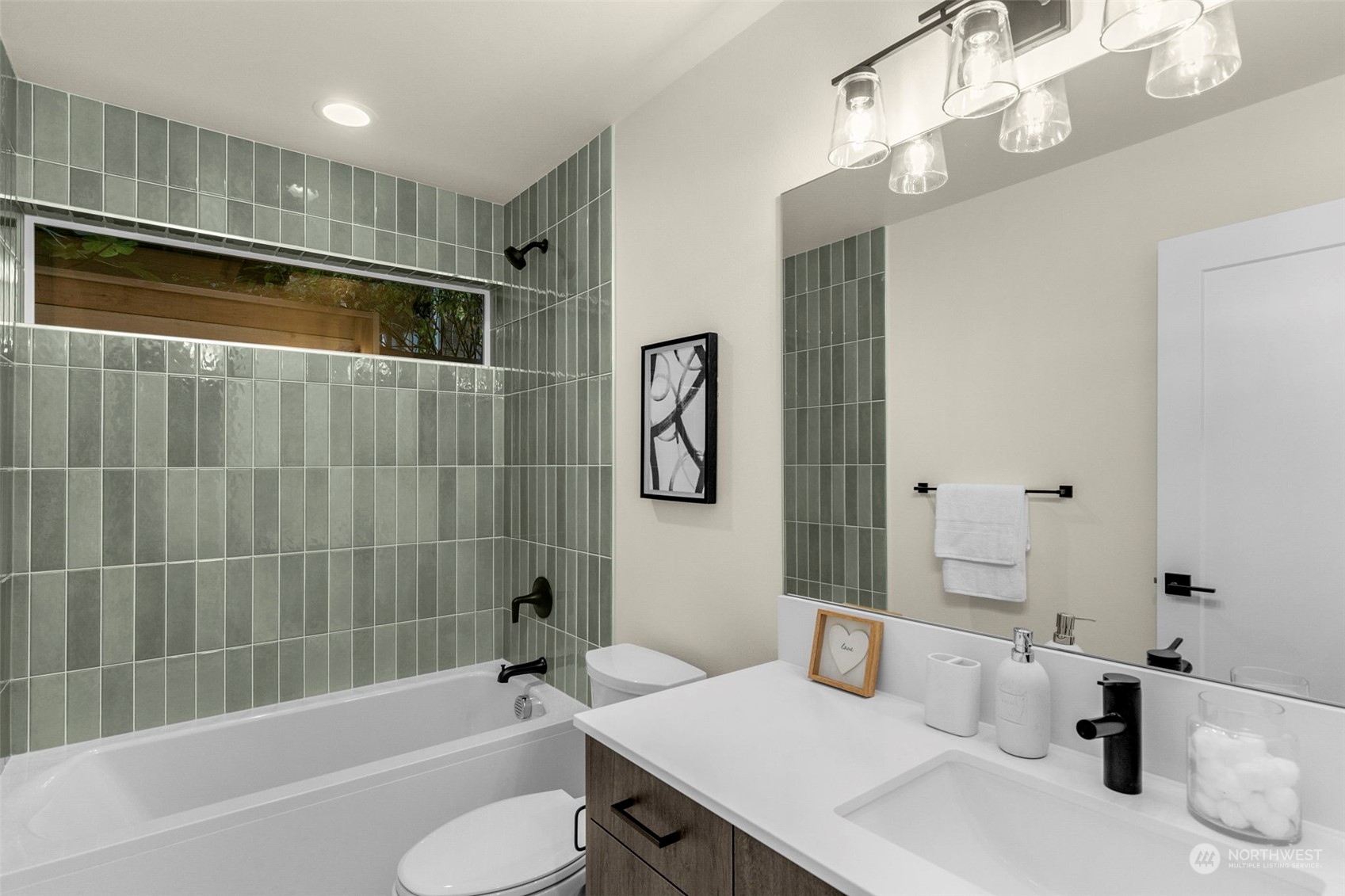 4317 A Woodland Park Avenue N