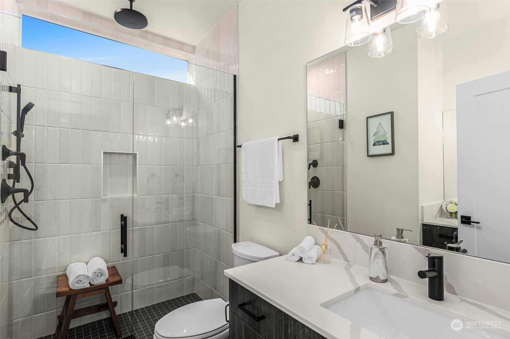 4317 A Woodland Park Avenue N