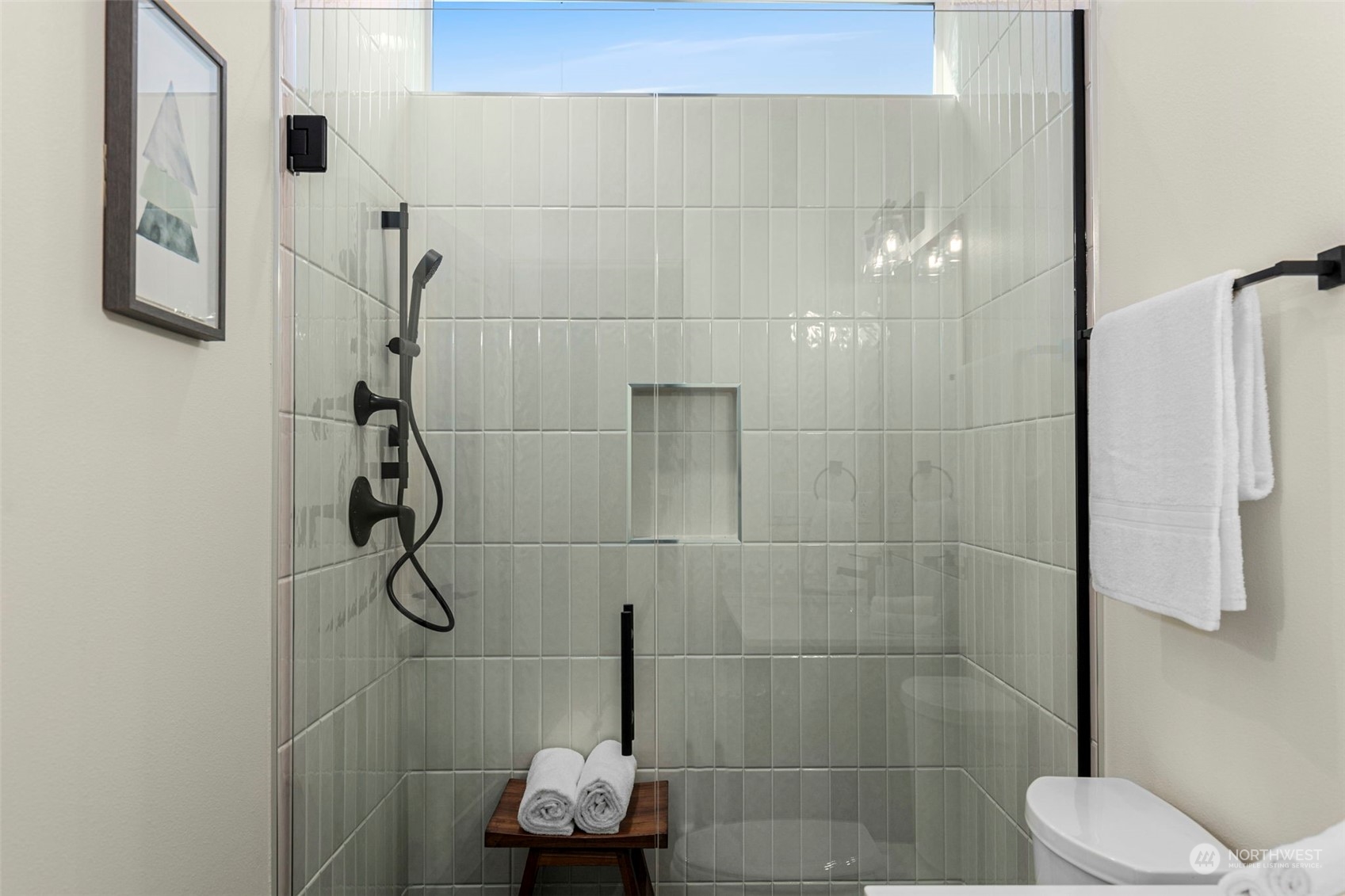 4317 A Woodland Park Avenue N