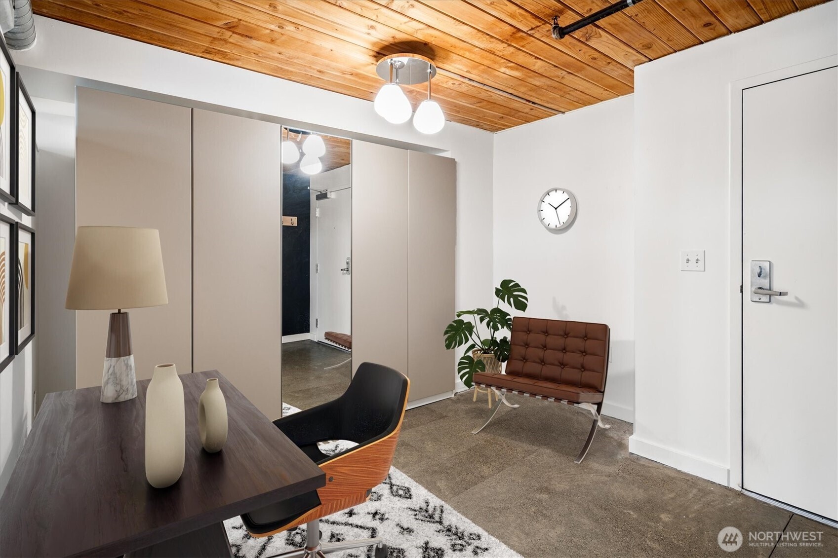 401 9th Avenue N Unit: 505