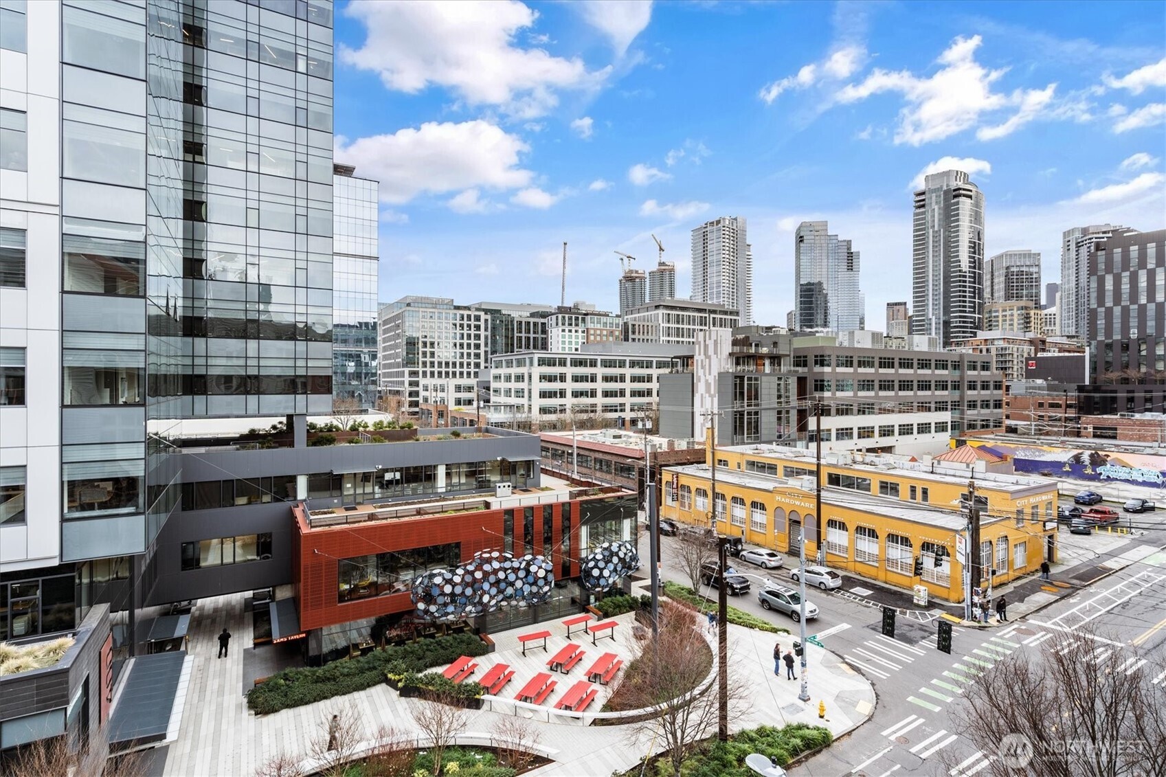 401 9th Avenue N Unit: 505