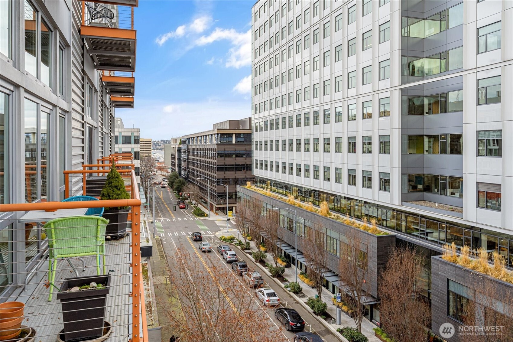 401 9th Avenue N Unit: 505