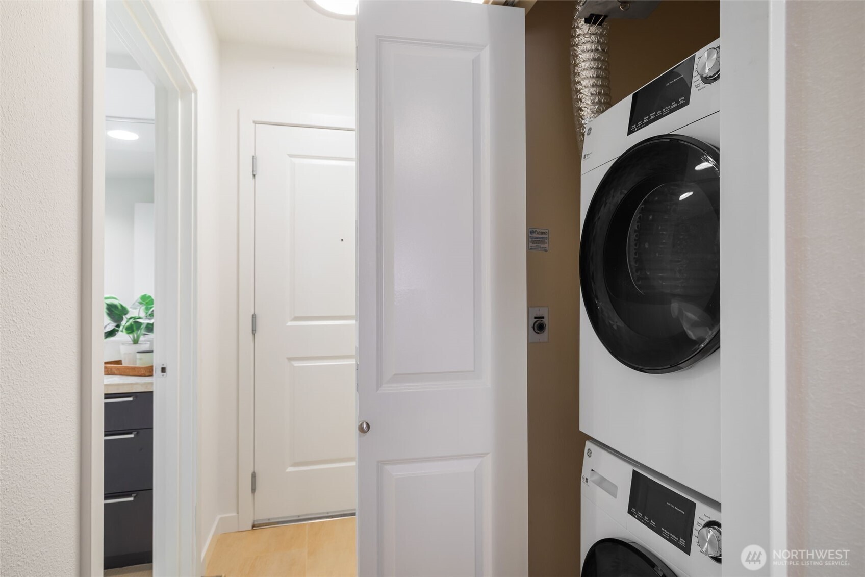 5450 Leary Avenue NW Unit: 443