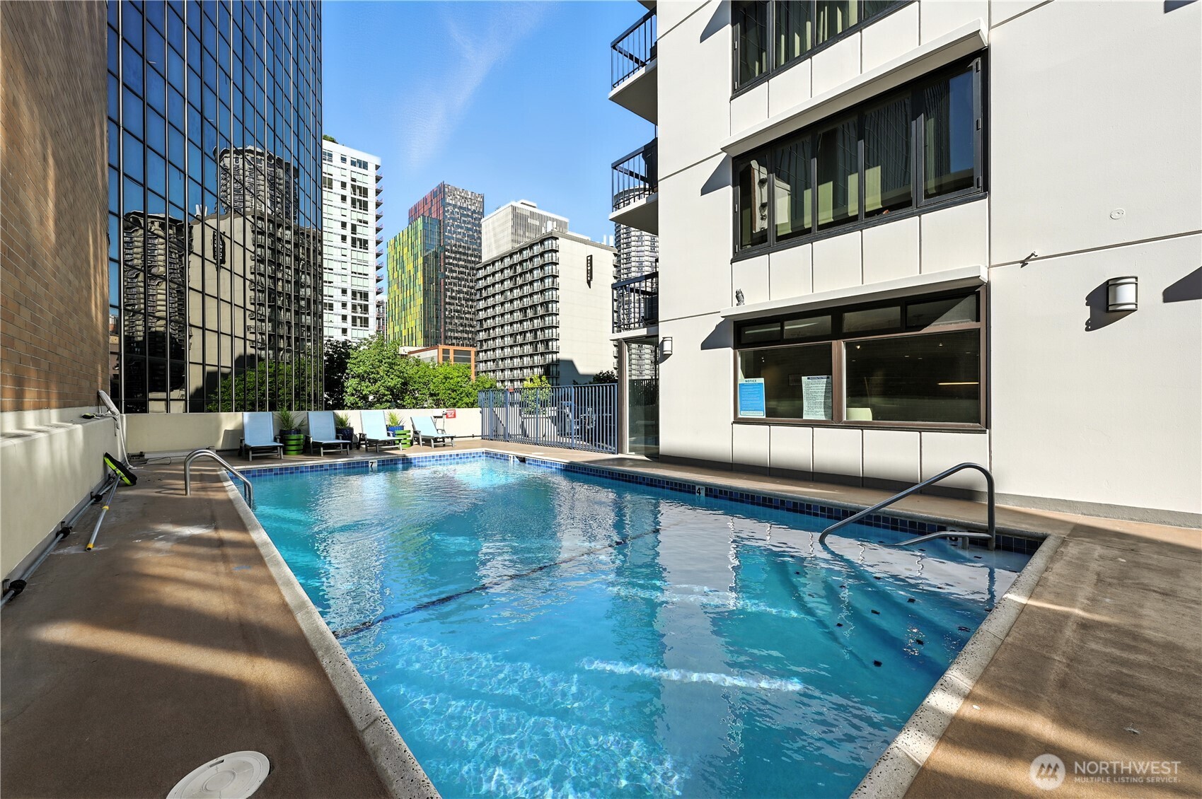 2100 3rd Avenue Unit: 1604