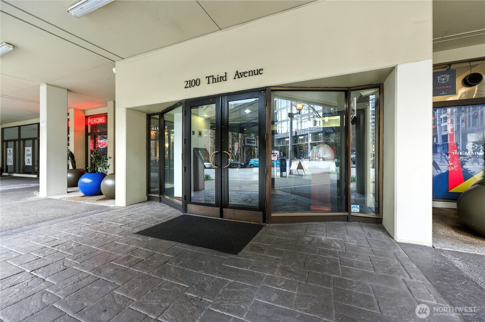 2100 3rd Avenue Unit: 1604