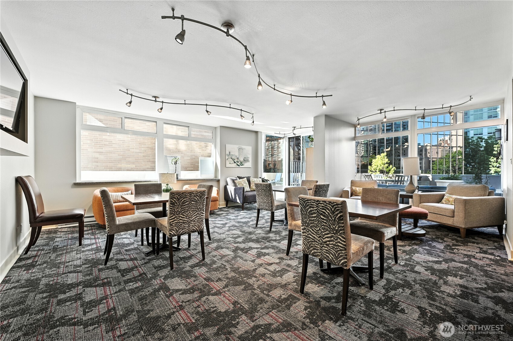 2100 3rd Avenue Unit: 1604