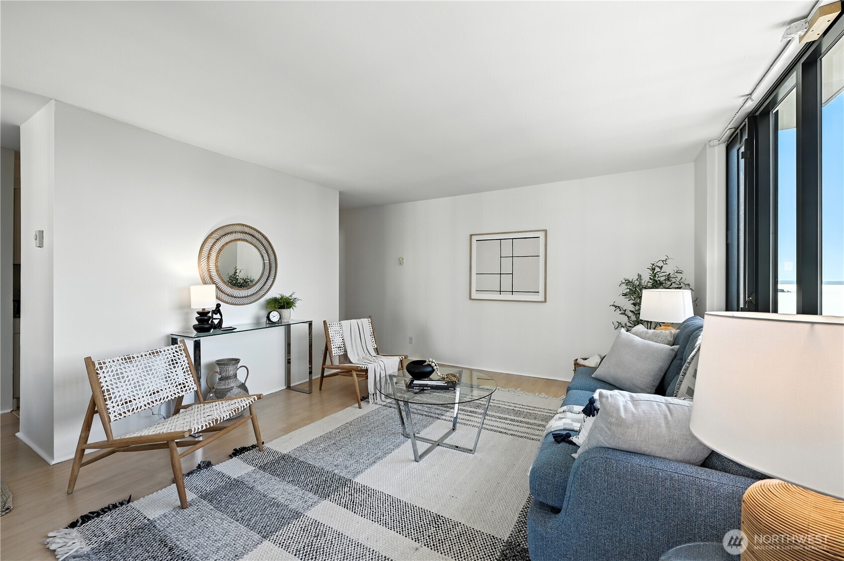 2100 3rd Avenue Unit: 1604