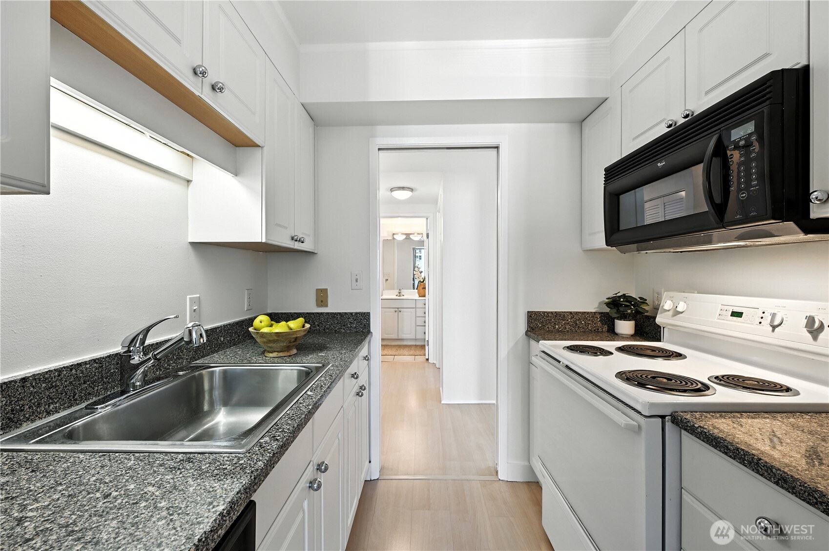 2100 3rd Avenue Unit: 1604