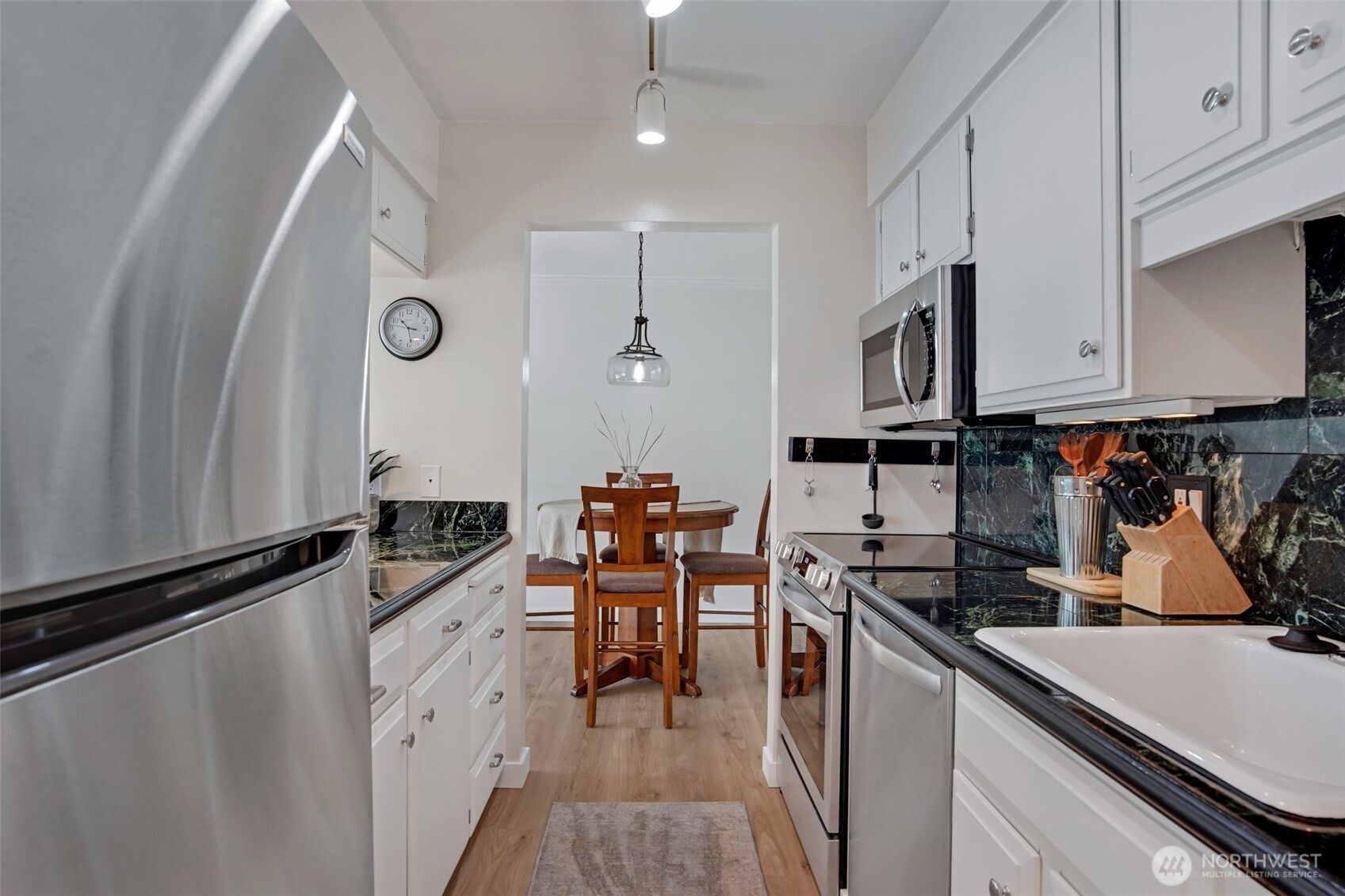 550 Elm Way Unit: 408