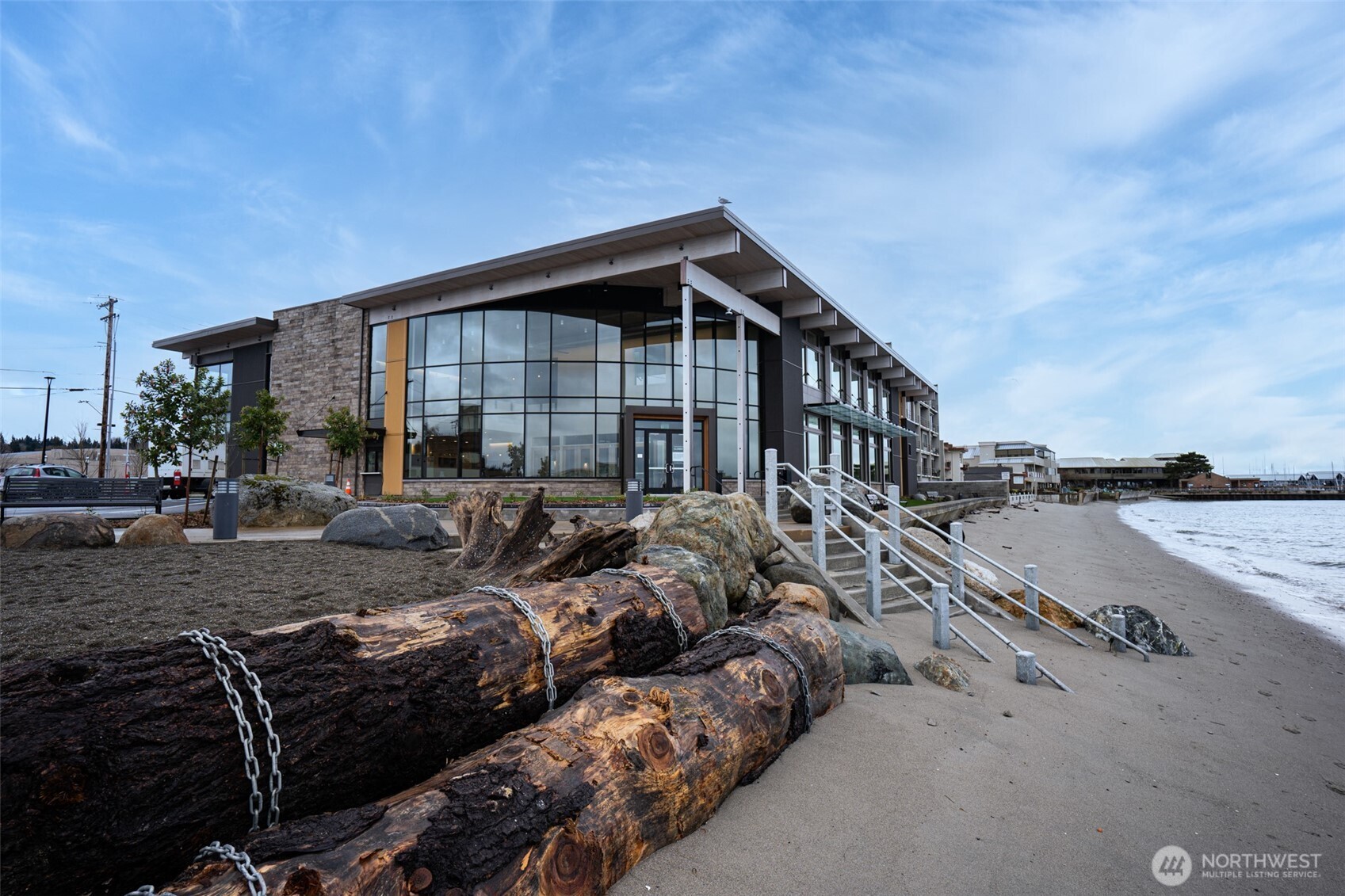 550 Elm Way Unit: 408