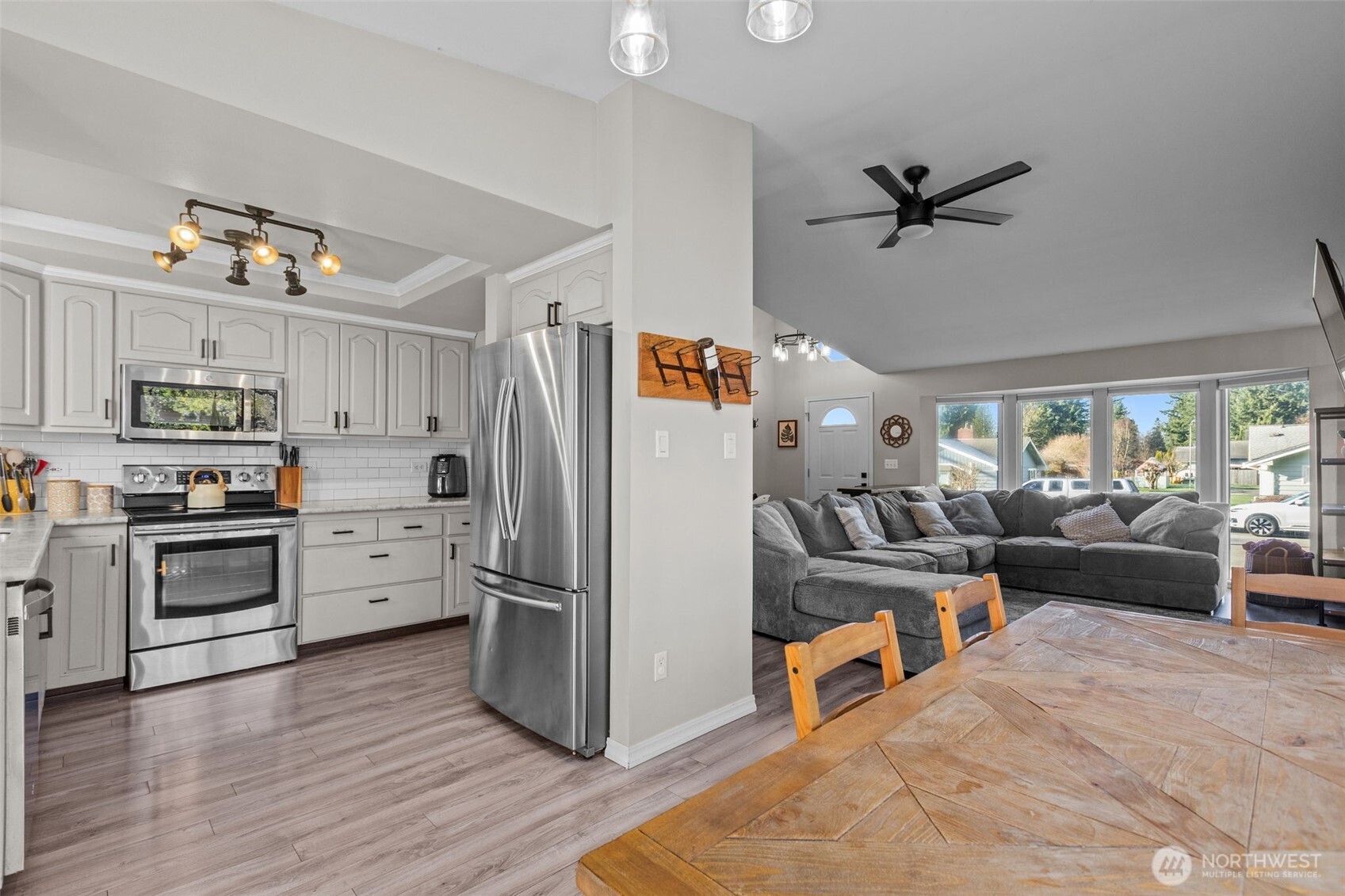 20911 66th Avenue NE