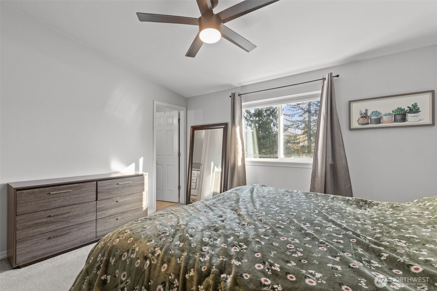 20911 66th Avenue NE