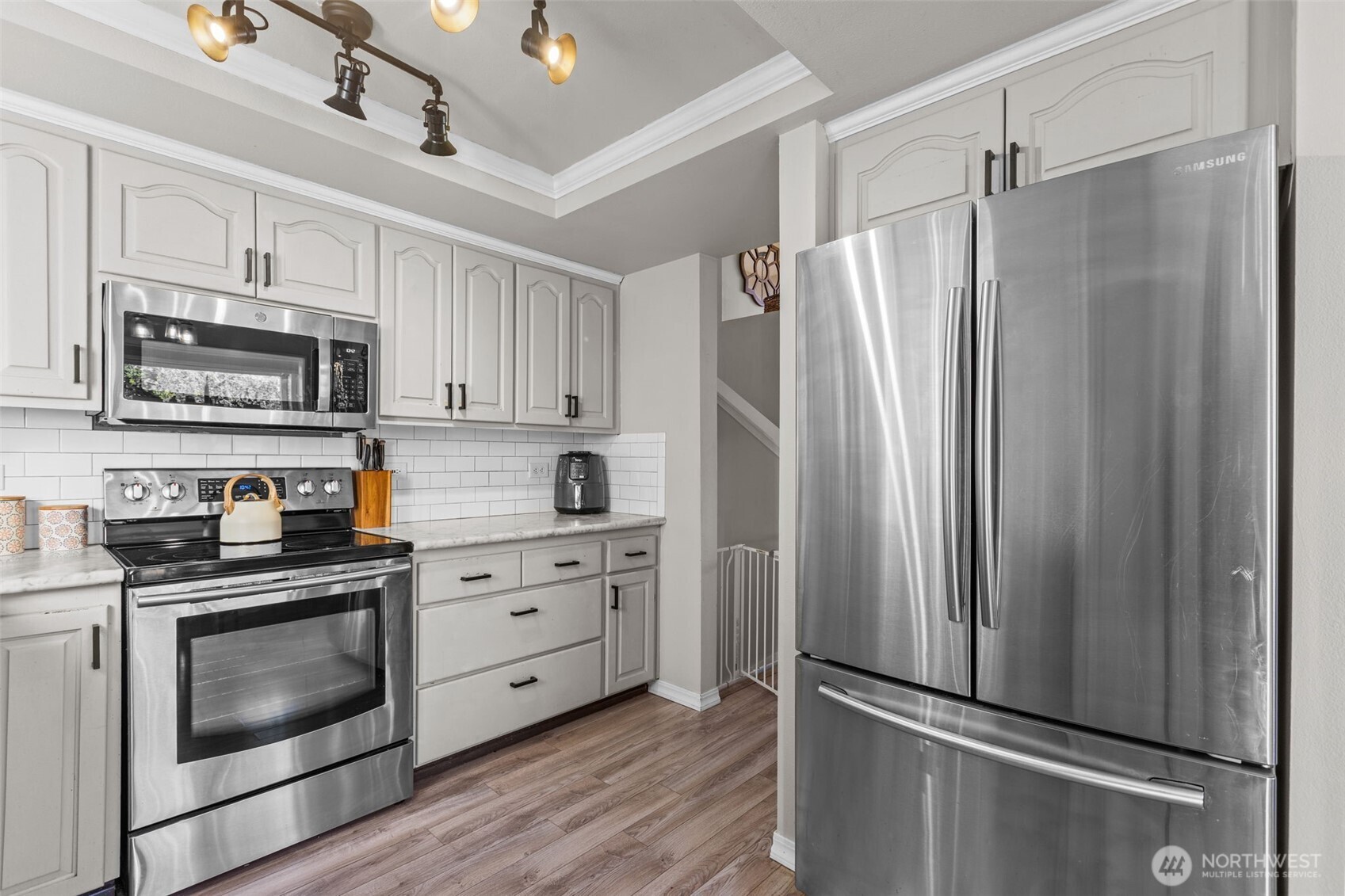 20911 66th Avenue NE