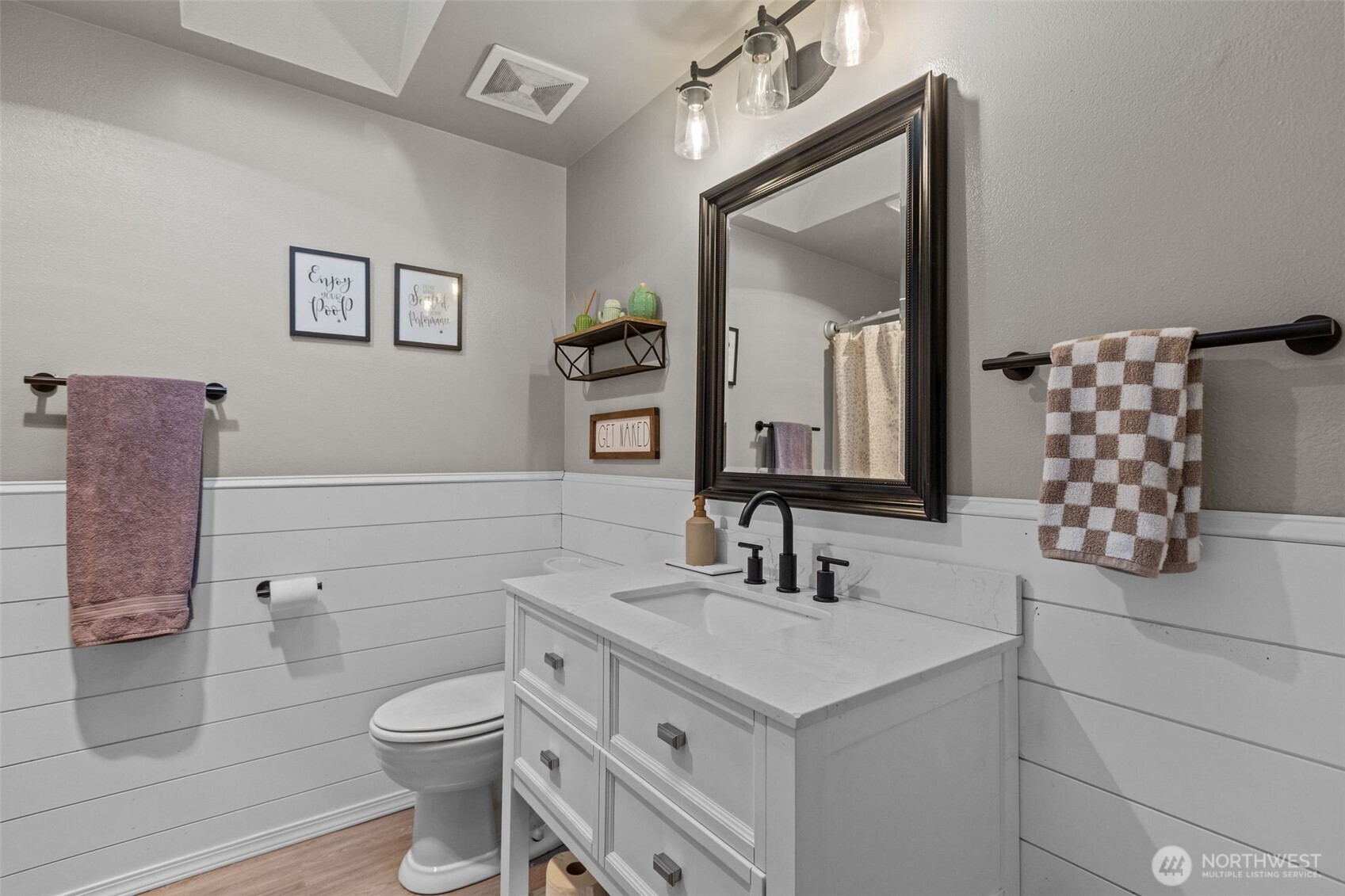 20911 66th Avenue NE