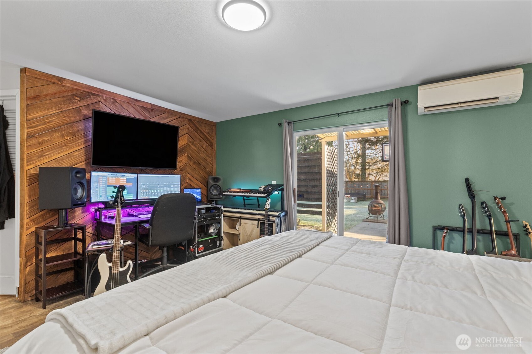 20911 66th Avenue NE