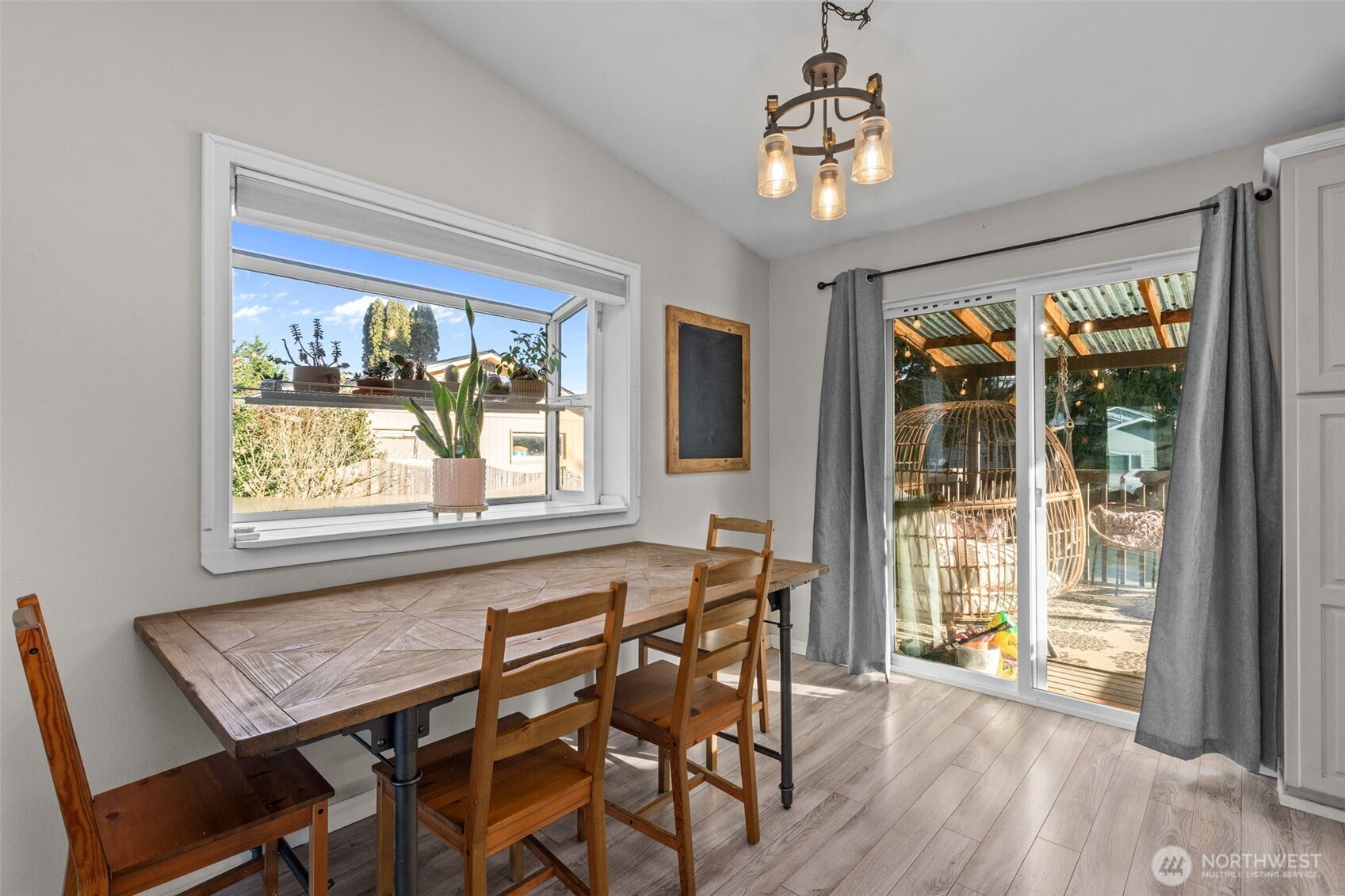 20911 66th Avenue NE