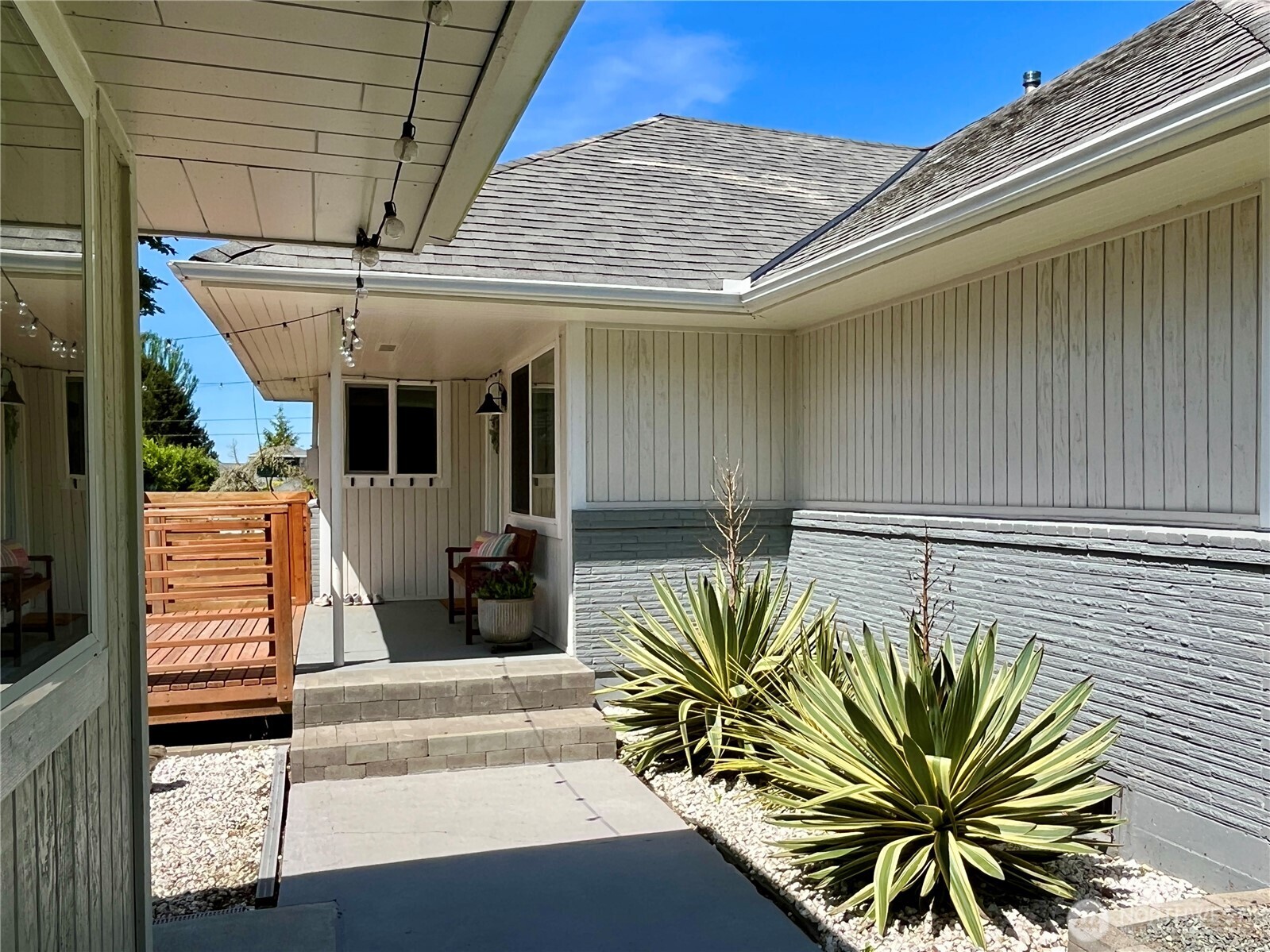 406 Prospect Avenue