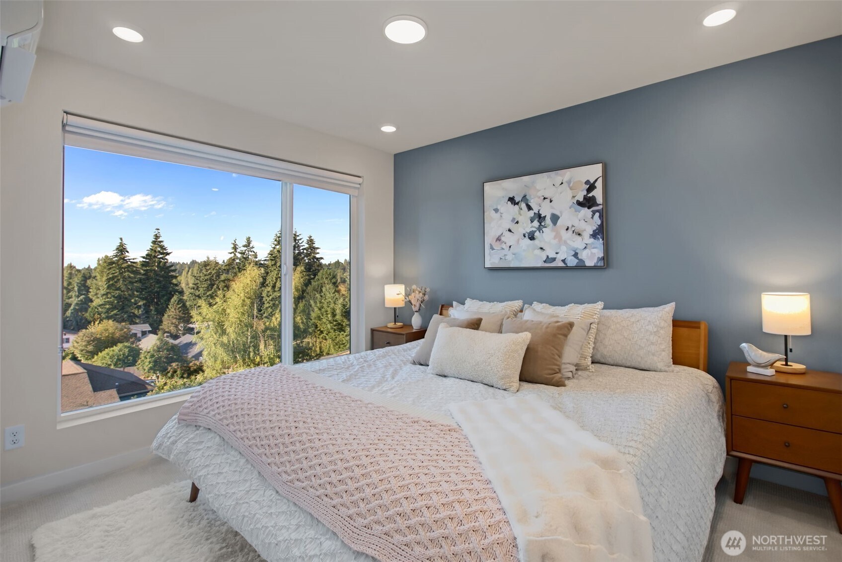 2150 N 147th Street Unit: E