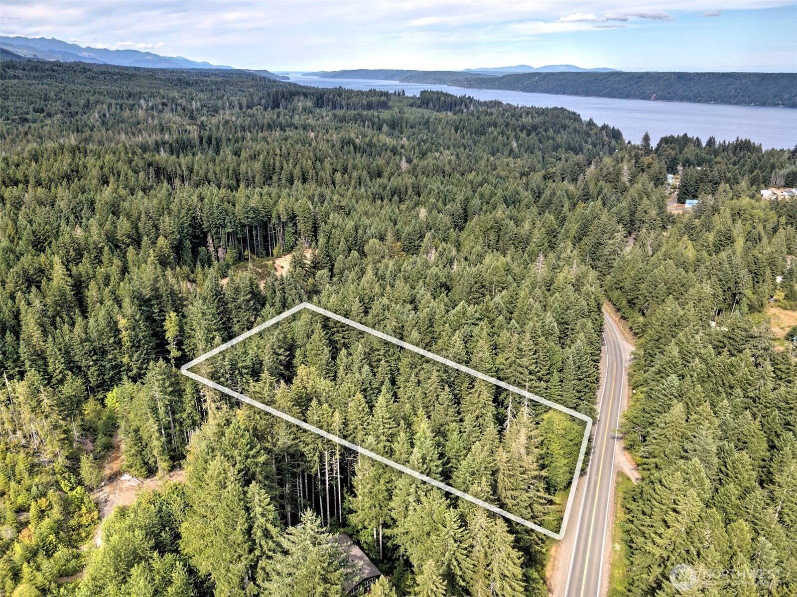 832 N Lake Cushman Road