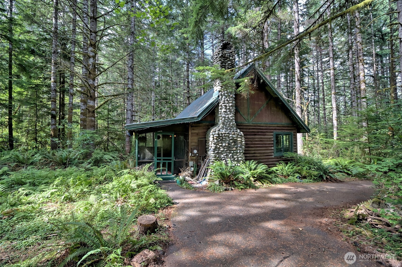 832 N Lake Cushman Road