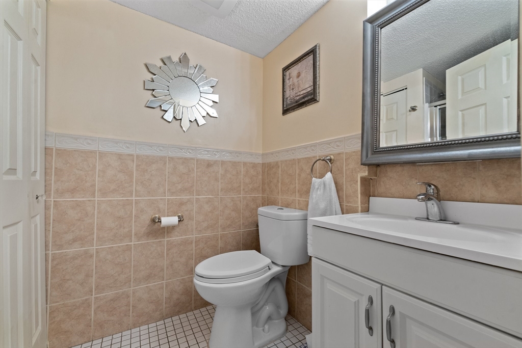 165 Cottage St # 708
