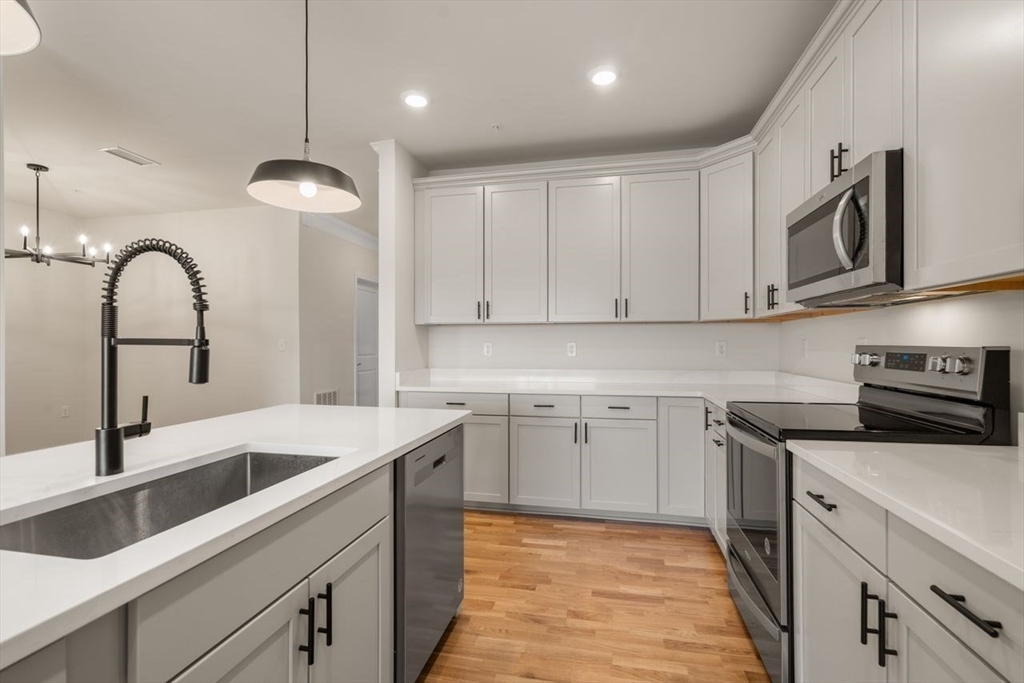 4 Stratton Dr. # 308