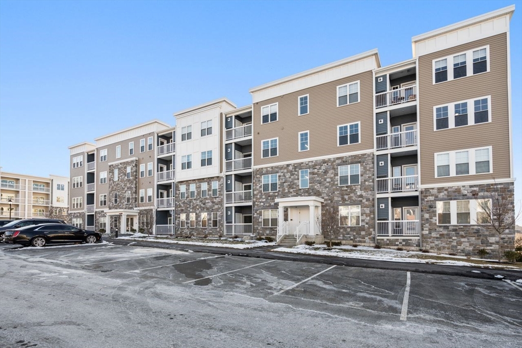 4 Stratton Dr. # 308