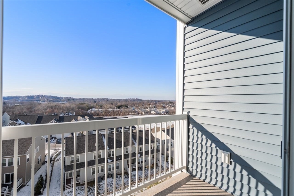 4 Stratton Dr. # 308