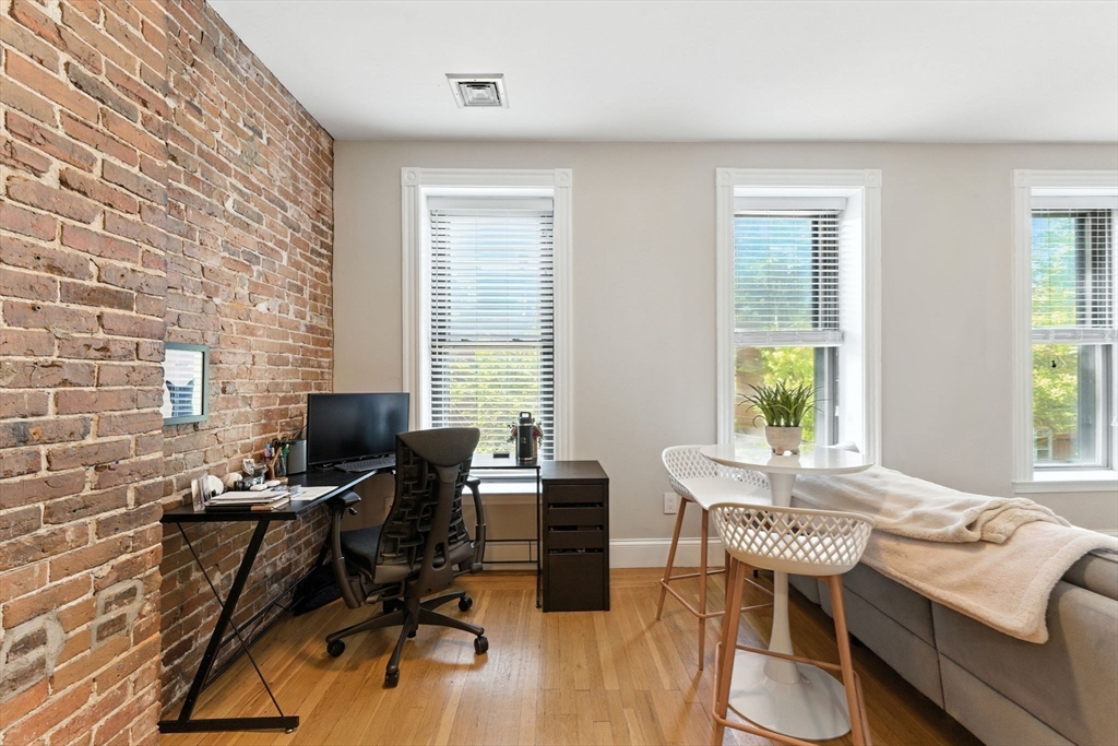 19 Medford St # U2