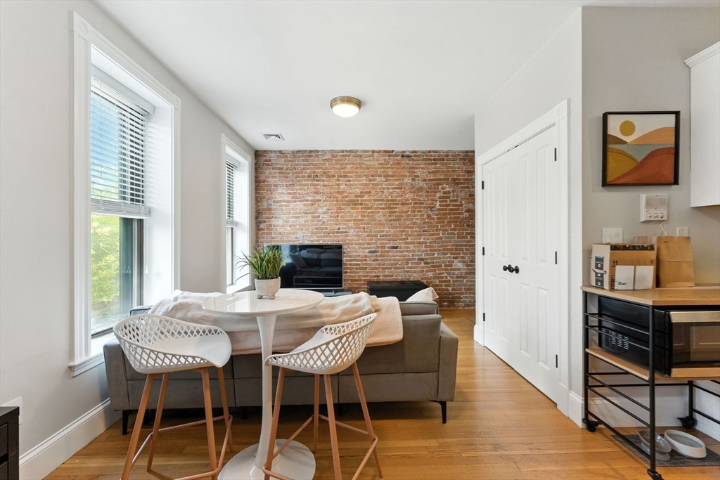 19 Medford St # U2