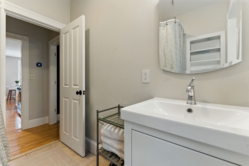 19 Medford St # U2