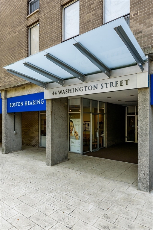 44 Washington St # 1103