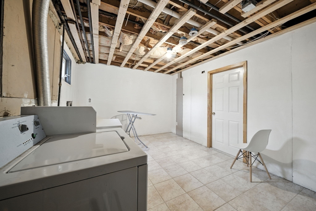 57 Newbury St # 1