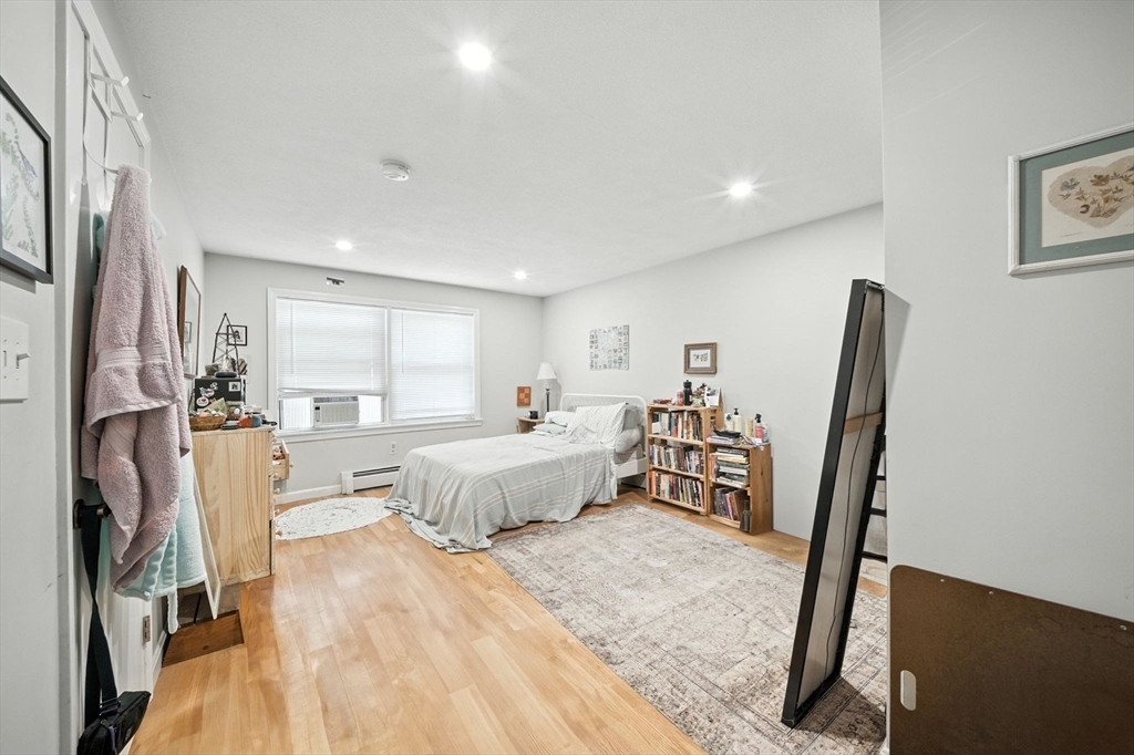 57 Newbury St # 1