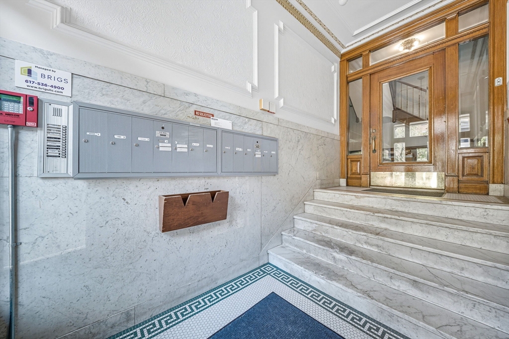 4 Crawford St # U4