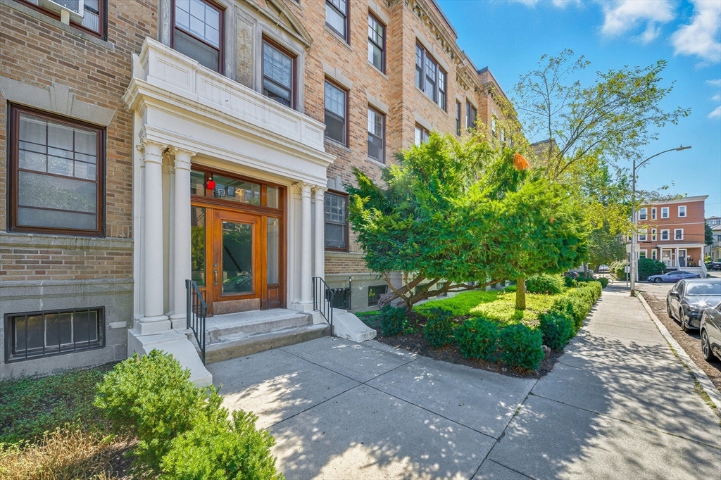 4 Crawford St # U4