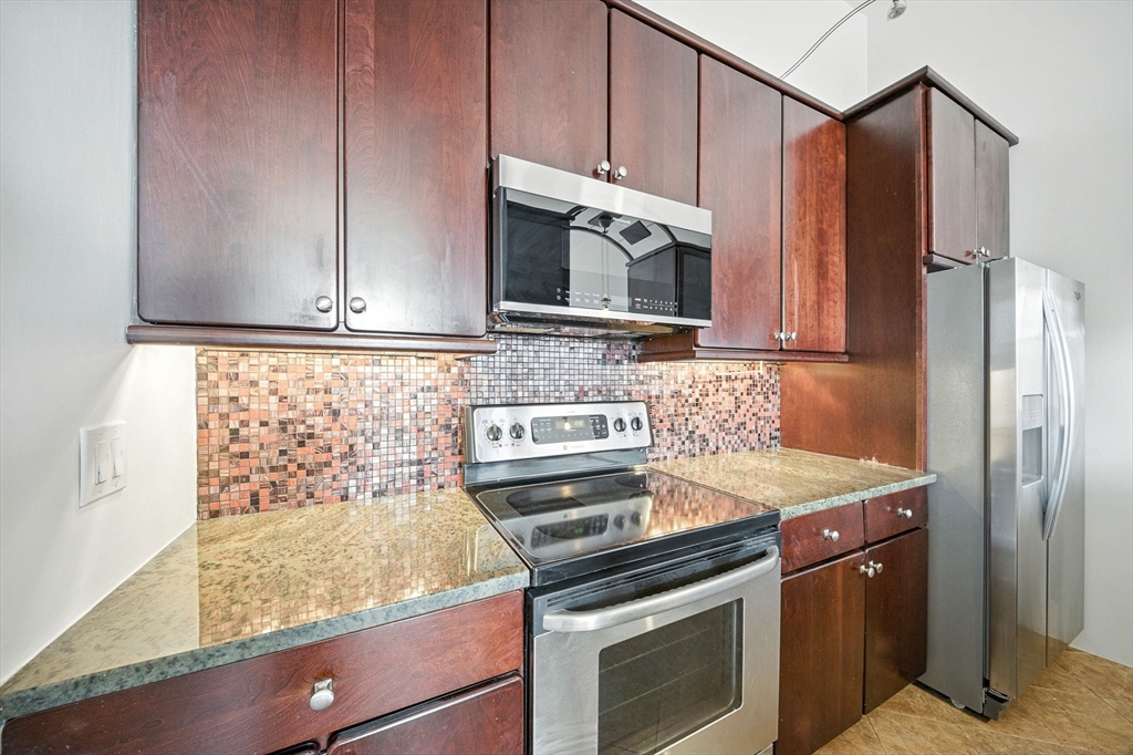 567 Tremont St # U20