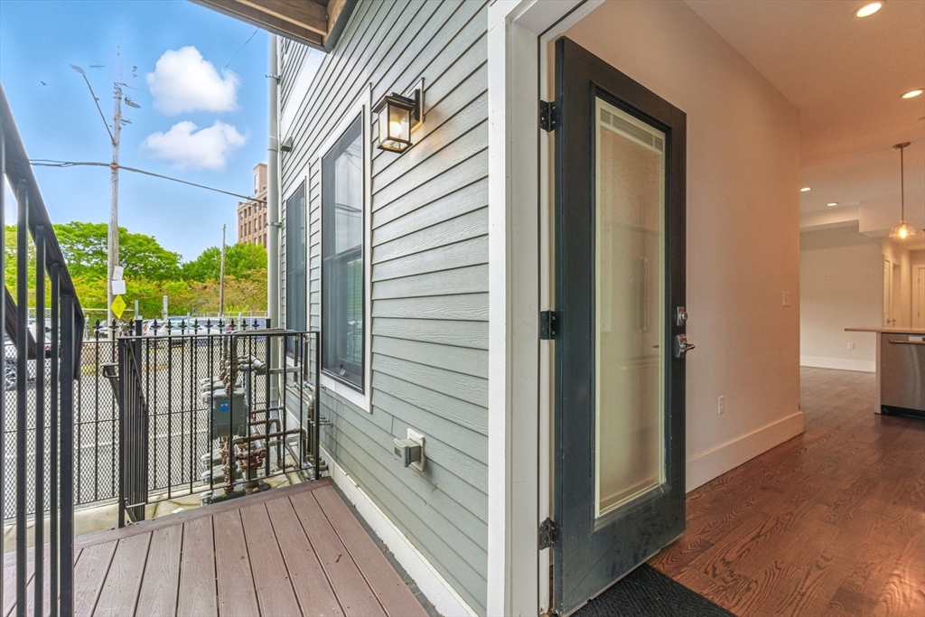 64 Gove St # 1 Unit: #1
