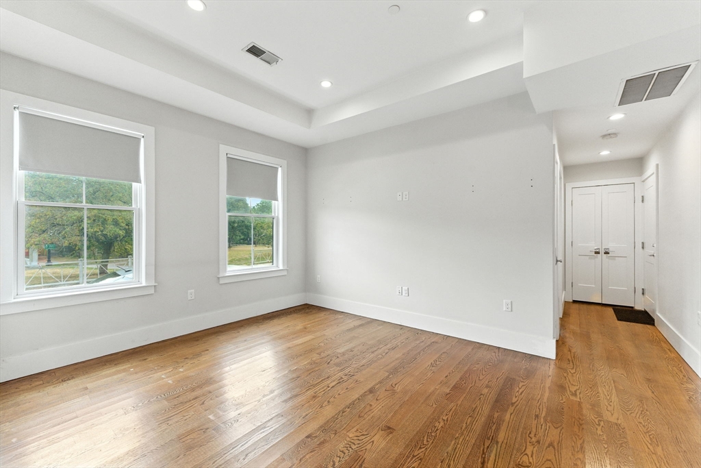 64 Gove St # 1 Unit: #1