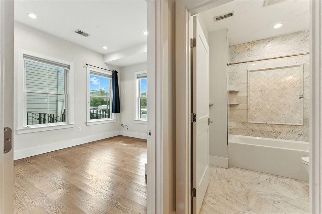 64 Gove St # 1 Unit: #1