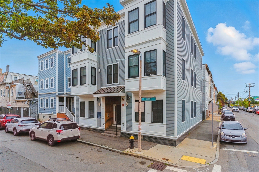 64 Gove St # 1 Unit: #1