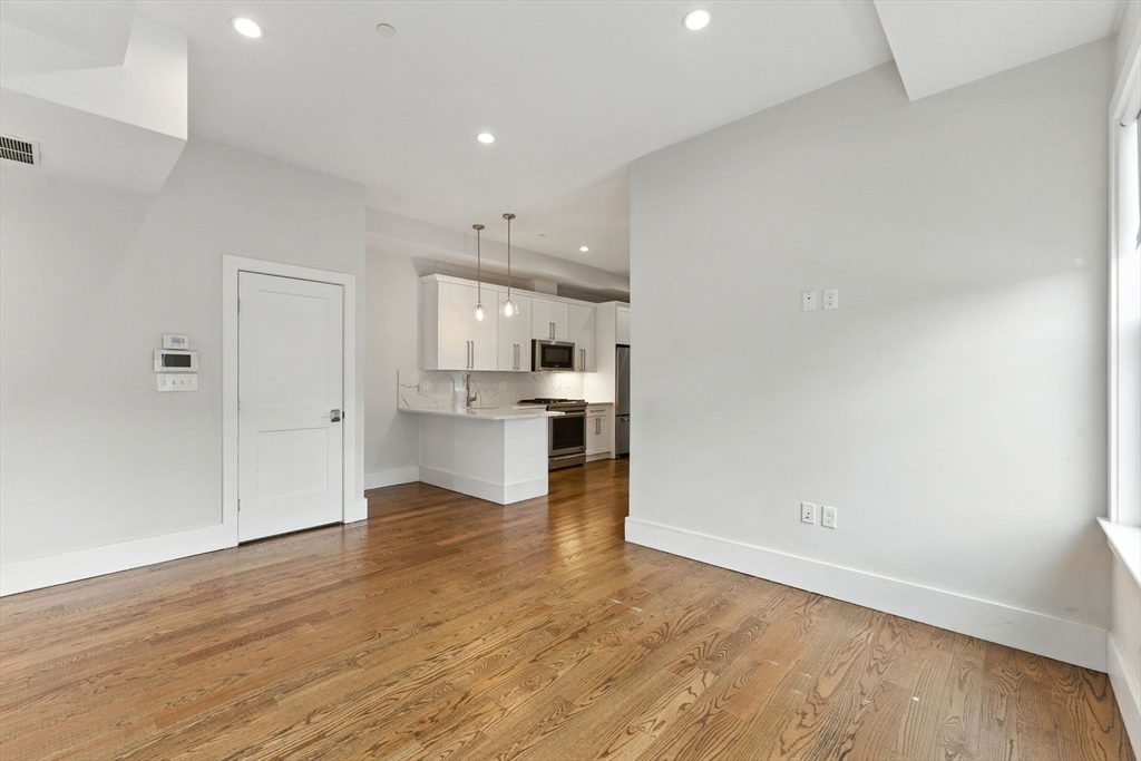 64 Gove St # 1 Unit: #1