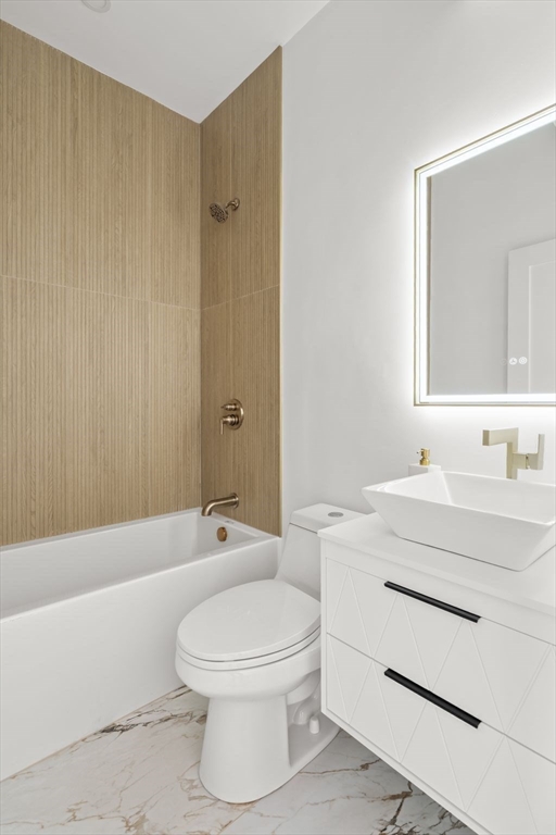 100 Bennington St Unit: PH4A