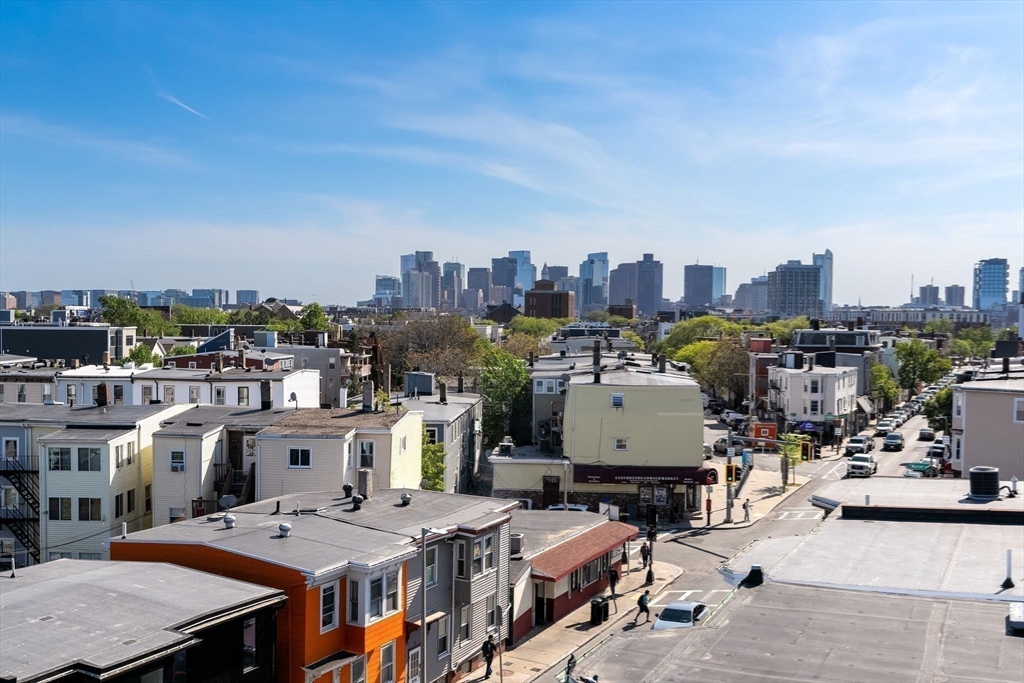 100 Bennington St Unit: PH4A