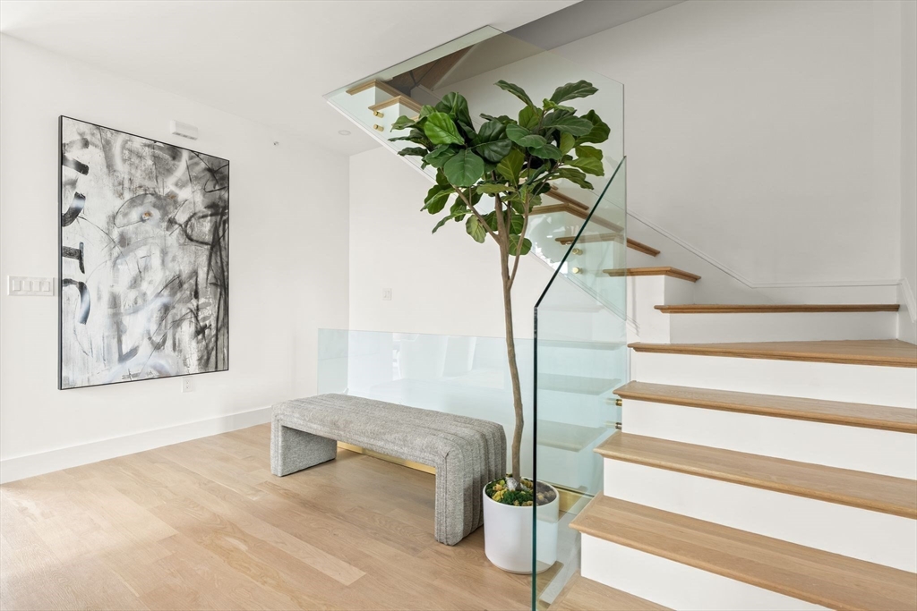 100 Bennington St Unit: PH4A